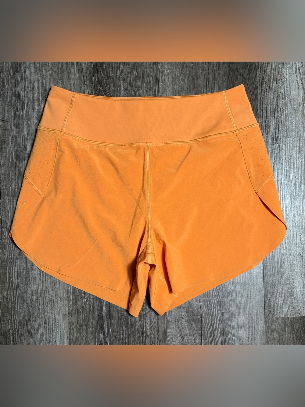 Athleta Seville Orange Run With It 4.5” Lined Running Athletic Shorts